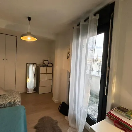 Large Duplex With Terrace Near Belleville * Paris